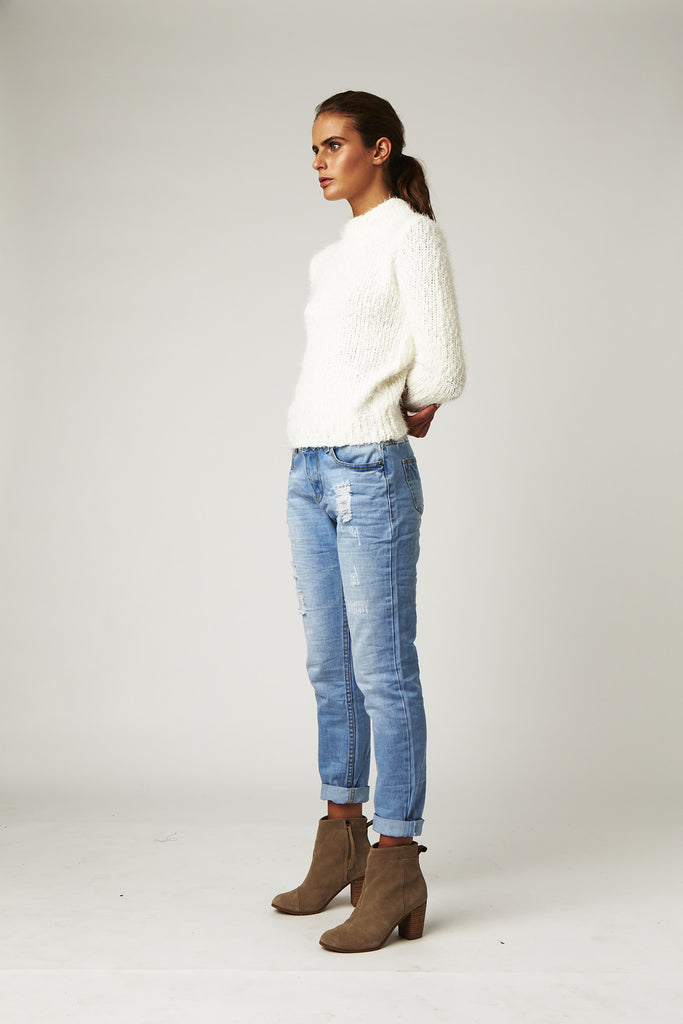 Carousel Essentials Distressed Boyfriend Jean