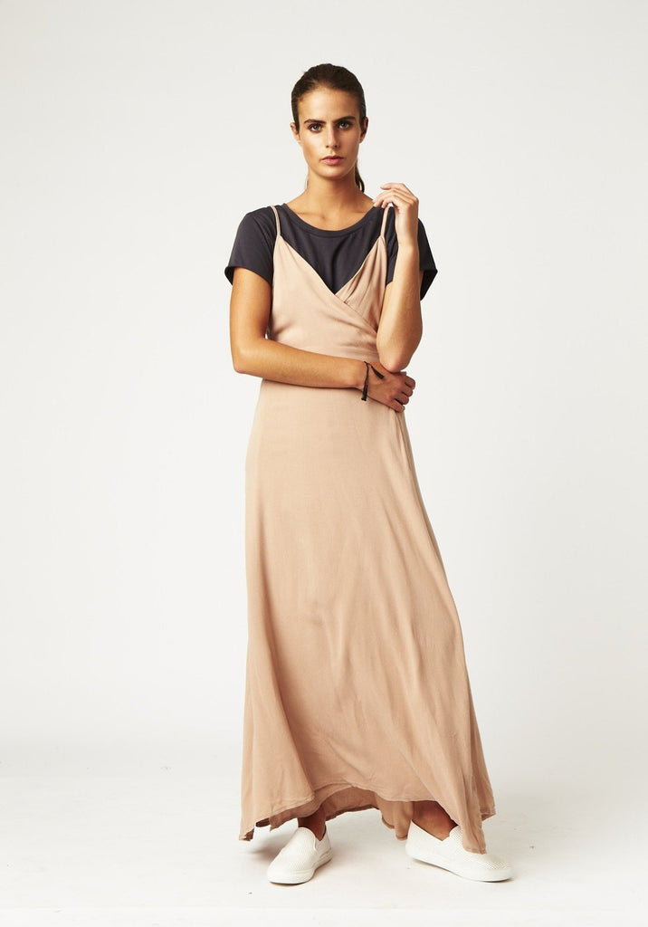 Carousel Essentials Wrap Dress In Pale Pink