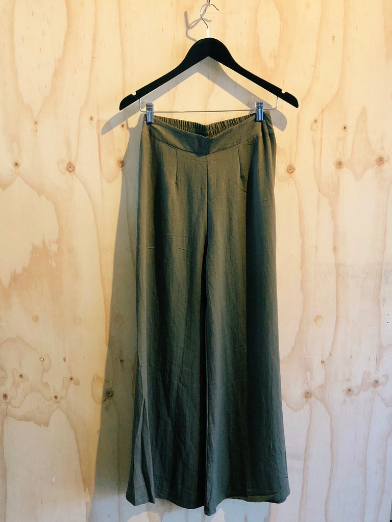 Carousel Essentials Palazzo Pant