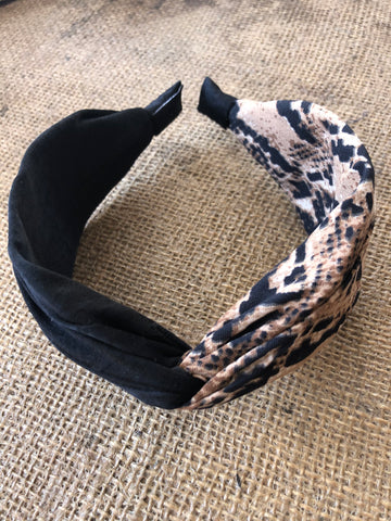 Leopard scarf