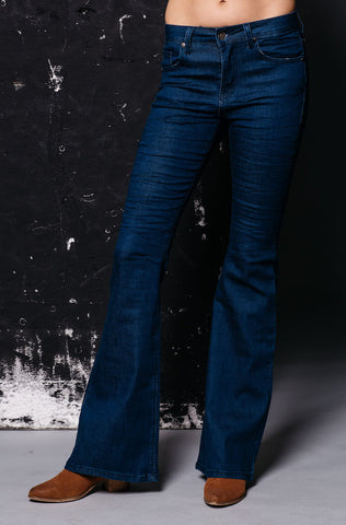 Carousel Essentials Brushed straight leg Jeans in Black