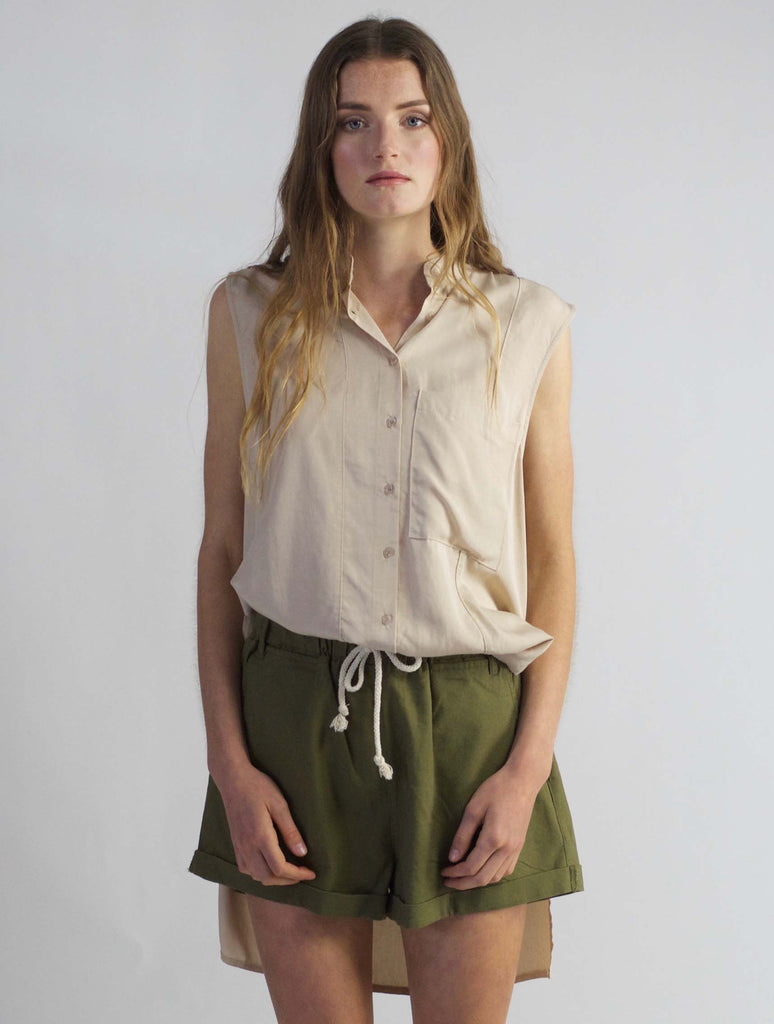 Carousel Essentials Capri Shirt In Sand