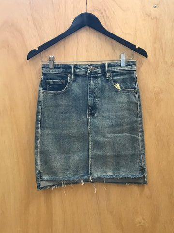 Carousel Essentials Denim Dark Short