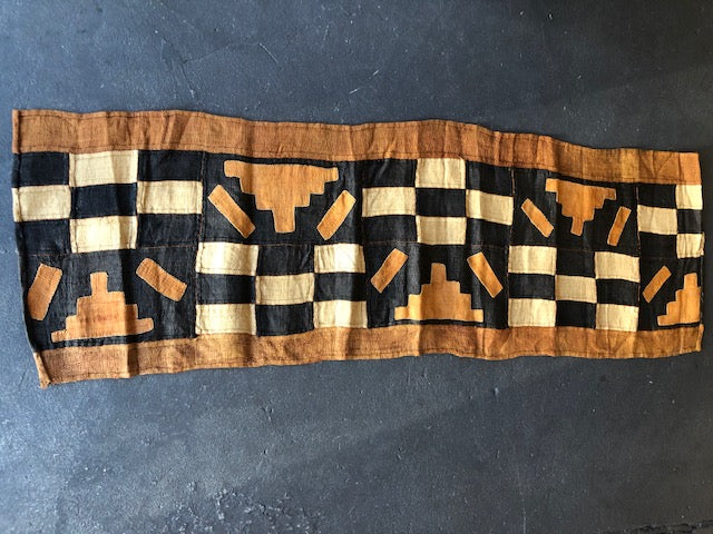 Tribal Grass Table Runner - Check