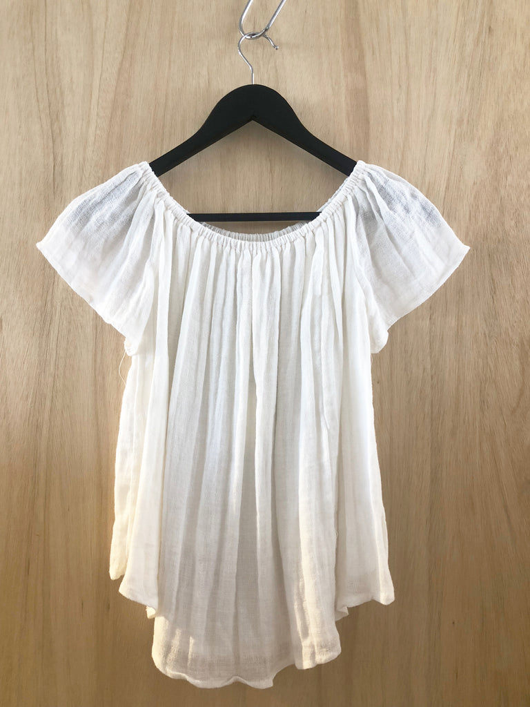 Gypsy top in white